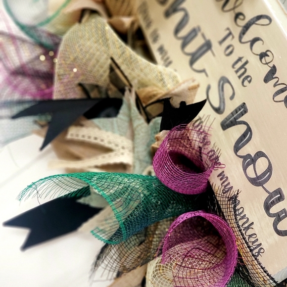 Funny front door Wreath - Picture 2 of 16